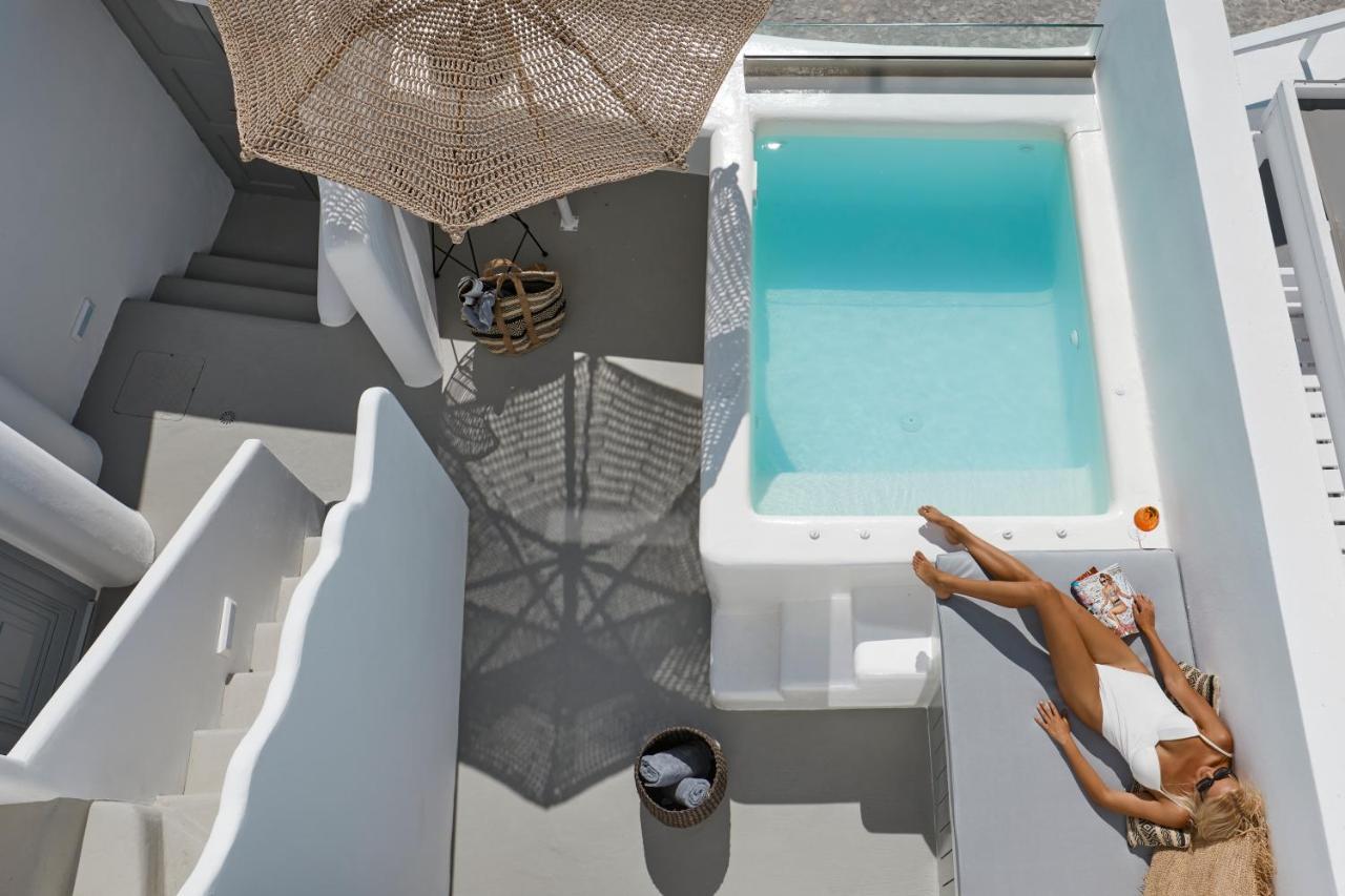 U & Me Suites ثيرا المظهر الخارجي الصورة