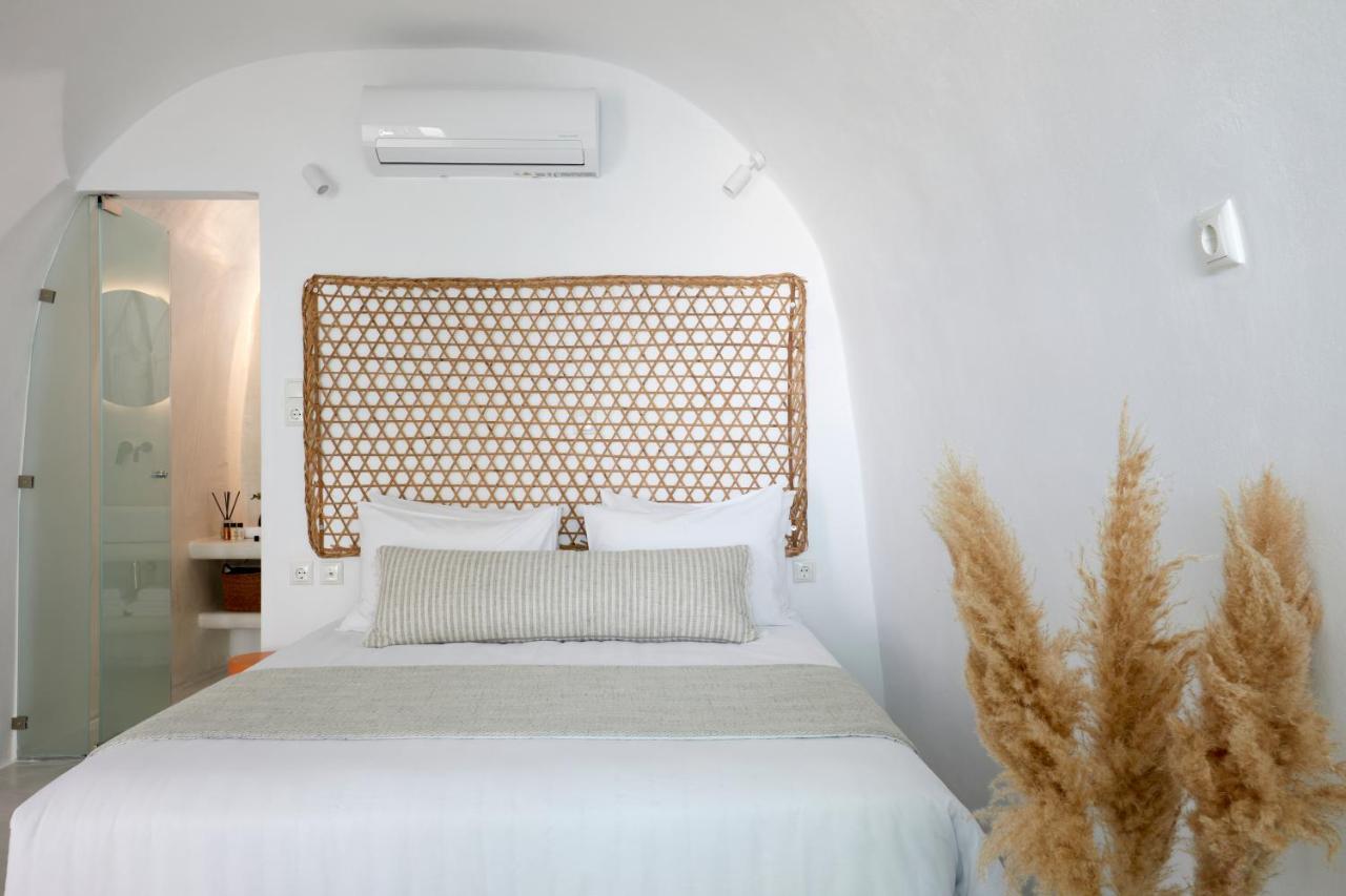 U & Me Suites ثيرا المظهر الخارجي الصورة