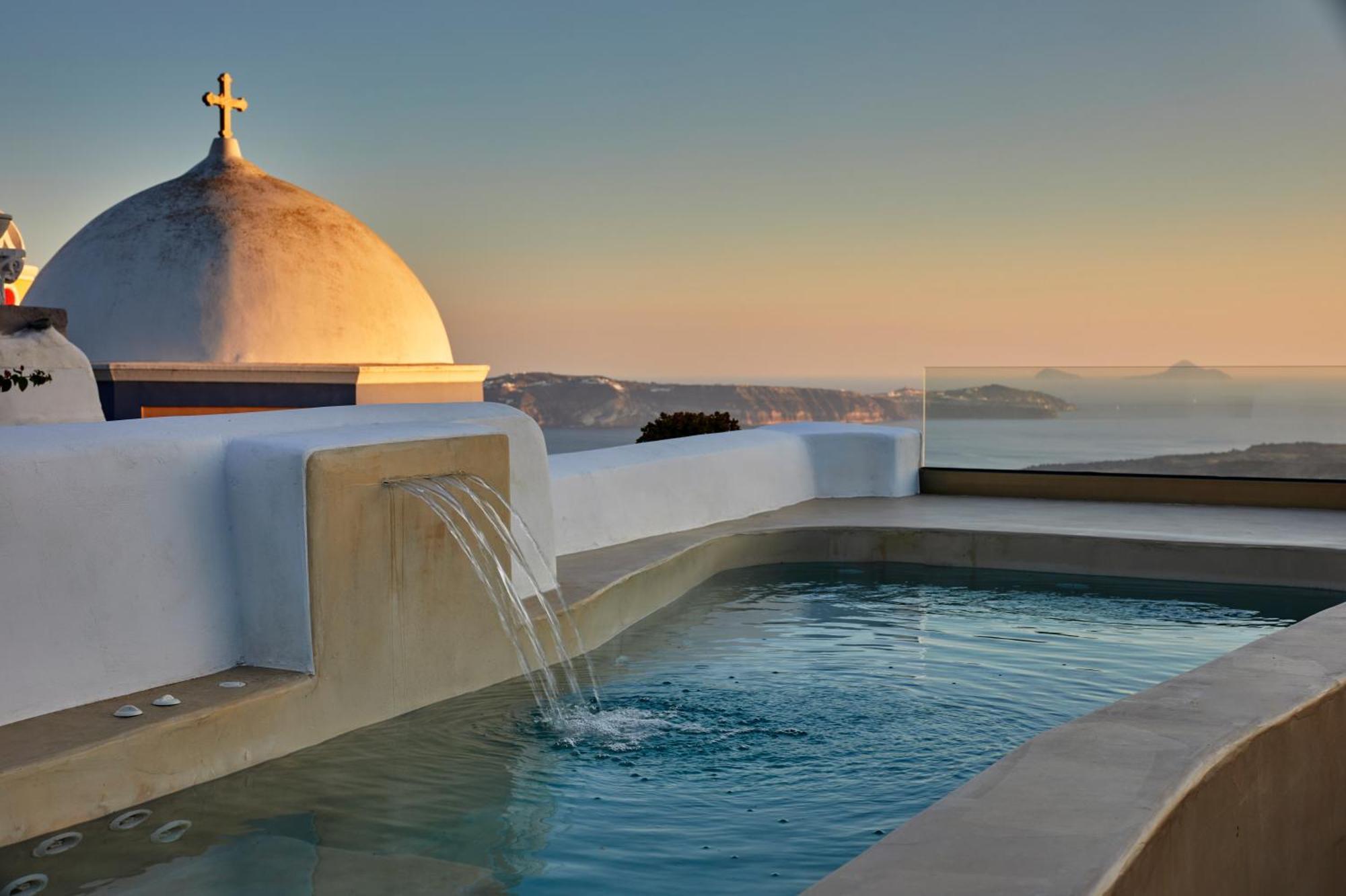 U & Me Suites ثيرا المظهر الخارجي الصورة