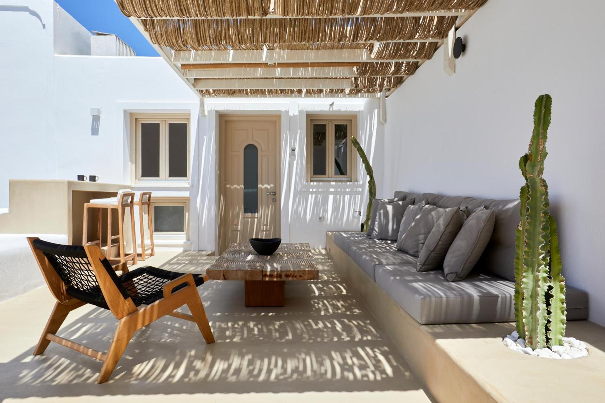 U & Me Suites ثيرا المظهر الخارجي الصورة